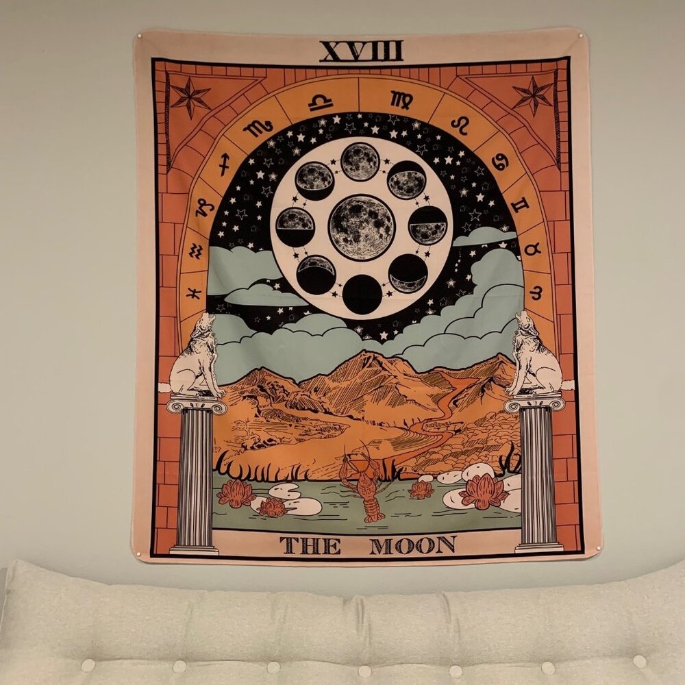 **"Stunning Tarot Moon Tapestry – Excellent Condition!**